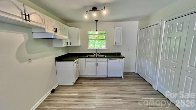 908 Green Street, Salisbury, NC 28144