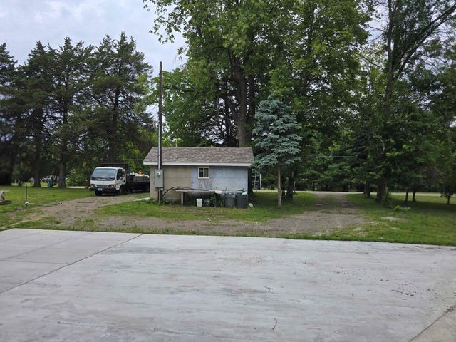 7749 Pioneer Road, Wyoming, MN 55092