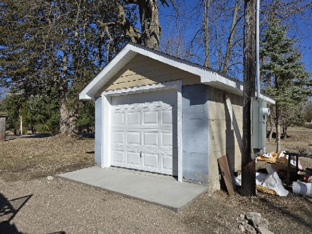 7749 Pioneer Road, Wyoming, MN 55092