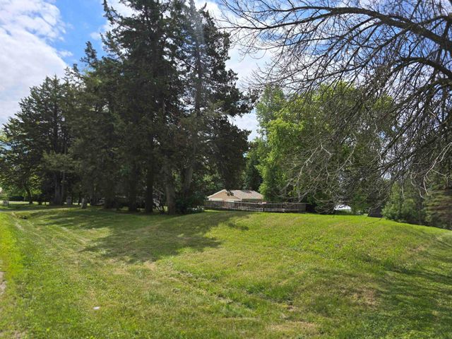 7749 Pioneer Road, Wyoming, MN 55092