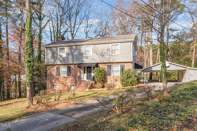 3704 Pembrook Place, Raleigh, NC 27612