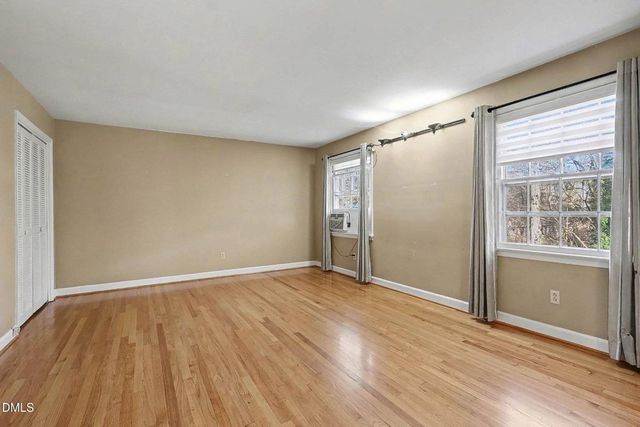 3704 Pembrook Place, Raleigh, NC 27612