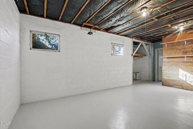 3704 Pembrook Place, Raleigh, NC 27612