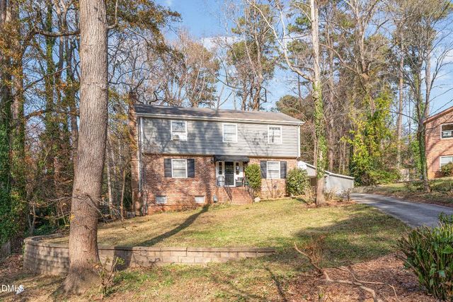 3704 Pembrook Place, Raleigh, NC 27612