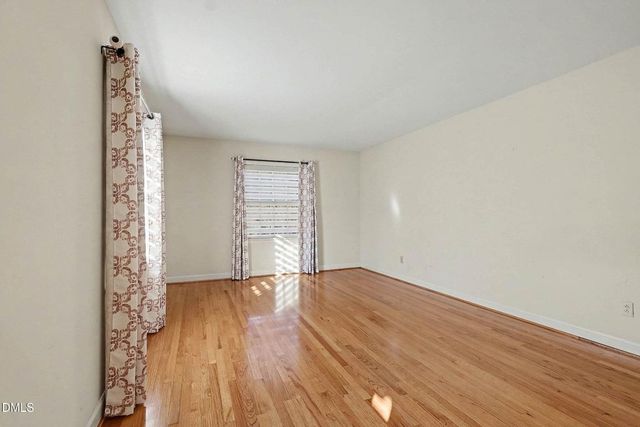 3704 Pembrook Place, Raleigh, NC 27612