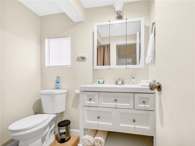405 N Brighton, Burbank, CA 91506