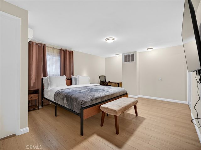 405 N Brighton, Burbank, CA 91506