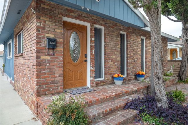 405 N Brighton, Burbank, CA 91506
