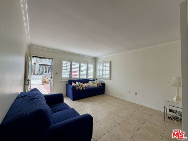 71 19th Street, Hermosa Beach, CA 90254