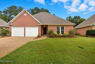 505 Spring Lake Drive, Pearl, MS 39208