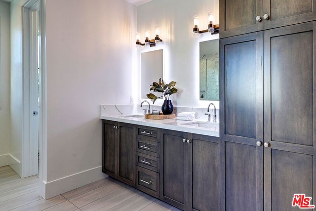 4226 East Boulevard, Los Angeles, CA 90066