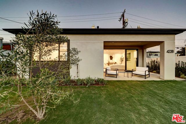 4226 East Boulevard, Los Angeles, CA 90066