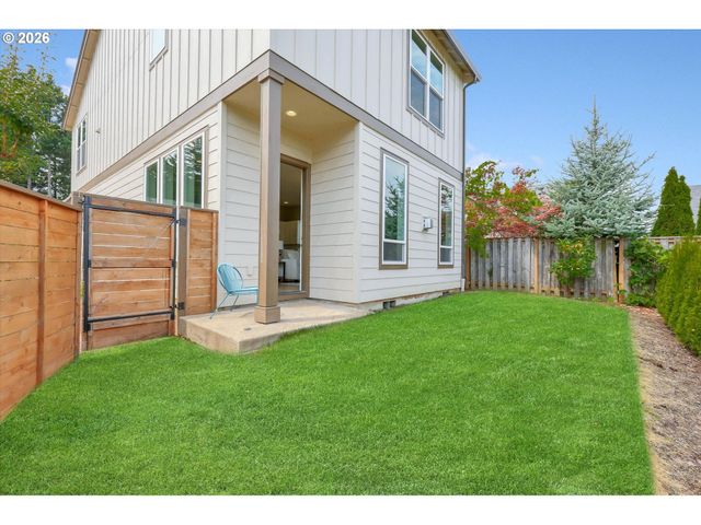 8774 Sw 176TH Ave, Beaverton, OR 97007