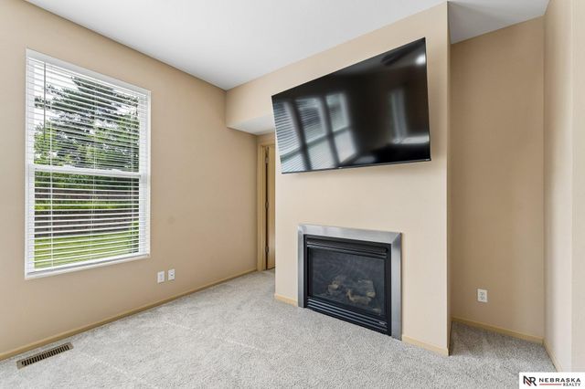 1809 Port Royal Circle, Papillion, NE 68046
