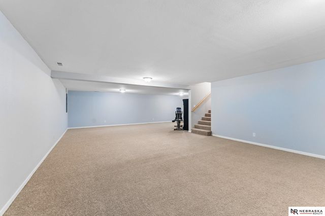 1809 Port Royal Circle, Papillion, NE 68046