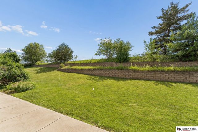 1809 Port Royal Circle, Papillion, NE 68046