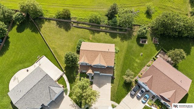 1809 Port Royal Circle, Papillion, NE 68046