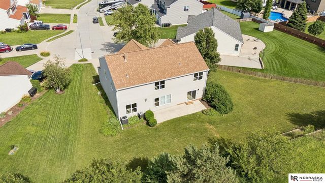 1809 Port Royal Circle, Papillion, NE 68046