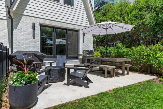 815 E Birch AVENUE, Whitefish Bay, WI 53217
