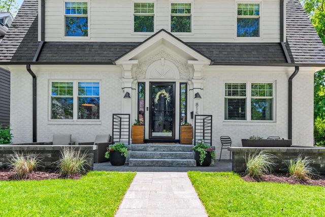 815 E Birch AVENUE, Whitefish Bay, WI 53217