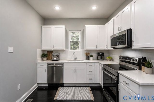 2707 4th Ave, Richmond, VA 23222