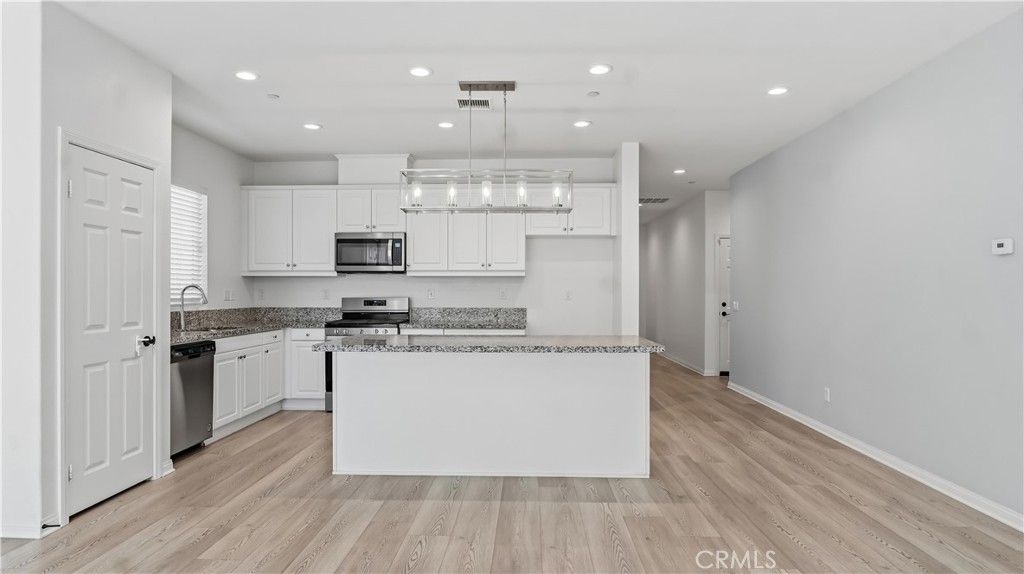 3400 E Foxglove, Ontario, CA 91761 — photo 5