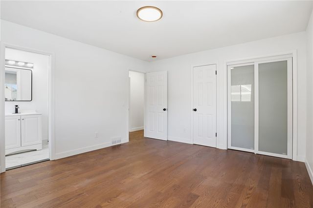 6 Newport Road, Irondequoit, NY 14622