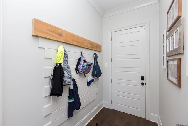 7353 N Eisworth Ave, Central, LA 70818