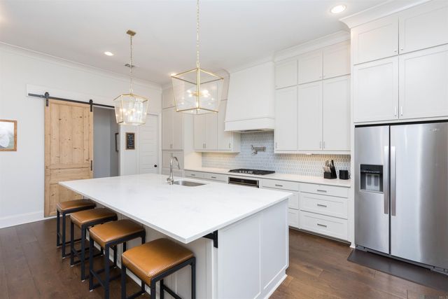 7353 N Eisworth Ave, Central, LA 70818