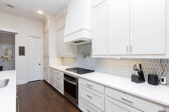 7353 N Eisworth Ave, Central, LA 70818