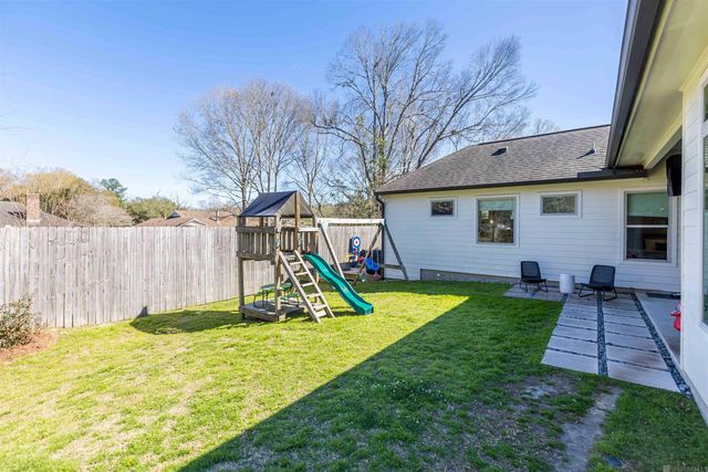 7353 N Eisworth Ave, Central, LA 70818