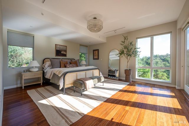 280 Long Acres Pl, Healdsburg, CA 95448