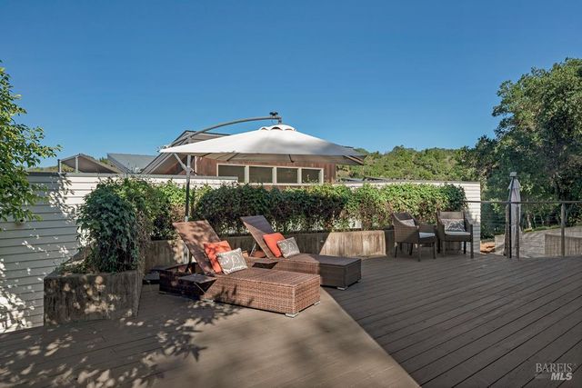 280 Long Acres Pl, Healdsburg, CA 95448