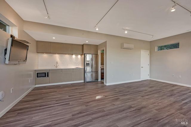 280 Long Acres Pl, Healdsburg, CA 95448