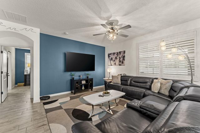 2241 SW Abalon Circle, Port St Lucie, FL 34953