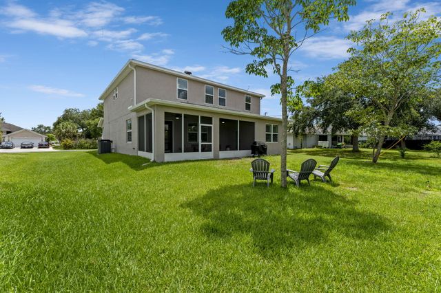 2241 SW Abalon Circle, Port St Lucie, FL 34953