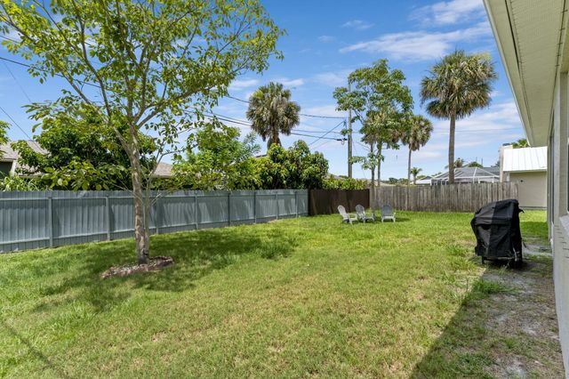 2241 SW Abalon Circle, Port St Lucie, FL 34953