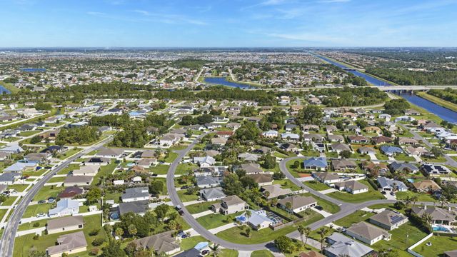 2241 SW Abalon Circle, Port St Lucie, FL 34953