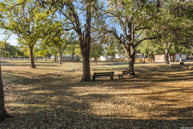 390 Galveston St, Bandera, TX 78003