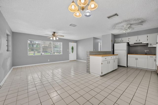414 FORESTERIA Drive, Lake Park, FL 33403