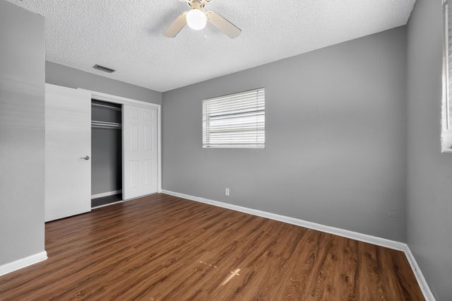 414 FORESTERIA Drive, Lake Park, FL 33403