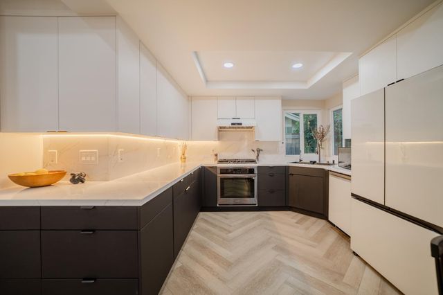 1525 Woodland Oaks Way, Sacramento, CA 95833