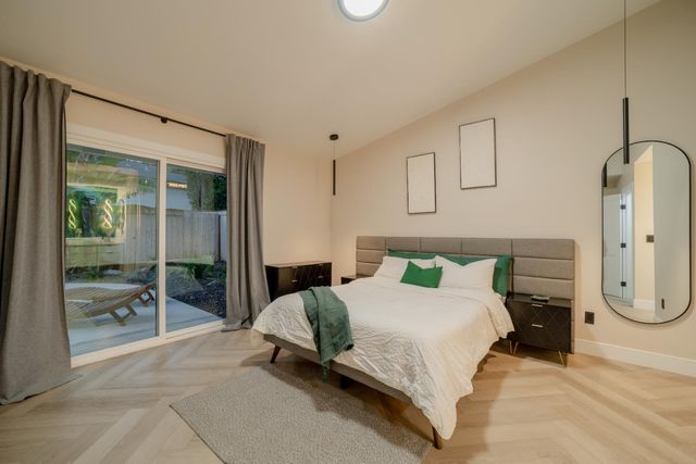 1525 Woodland Oaks Way, Sacramento, CA 95833