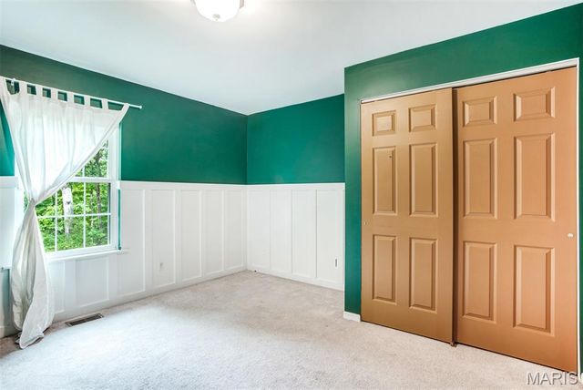 4043 E Shore Drive, Hillsboro, MO 63050