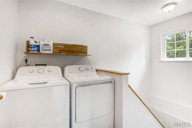 4043 E Shore Drive, Hillsboro, MO 63050