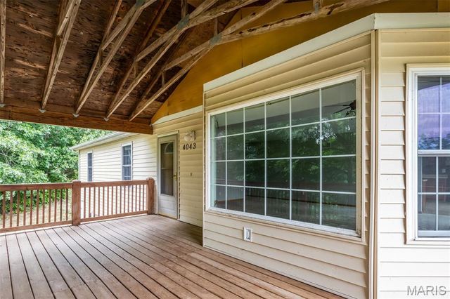 4043 E Shore Drive, Hillsboro, MO 63050