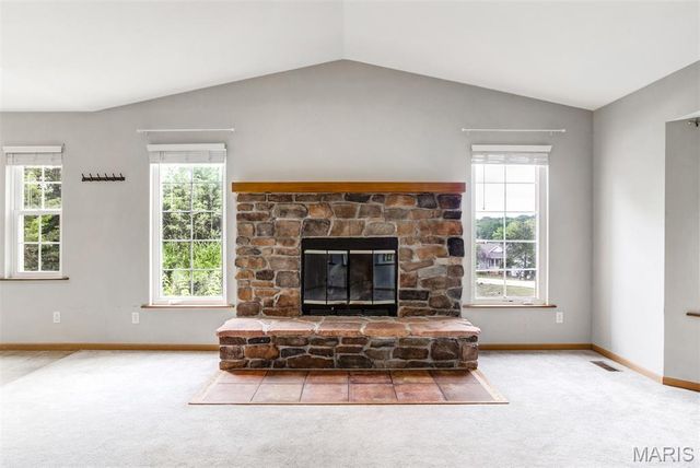4043 E Shore Drive, Hillsboro, MO 63050