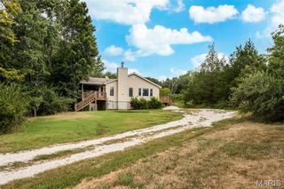 4043 E Shore Drive, Hillsboro, MO 63050