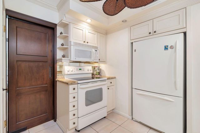 170 N Ocean Boulevard 409, Palm Beach, FL 33480