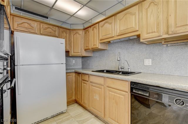 3111 Bel Air Drive 26G, Las Vegas, NV 89109